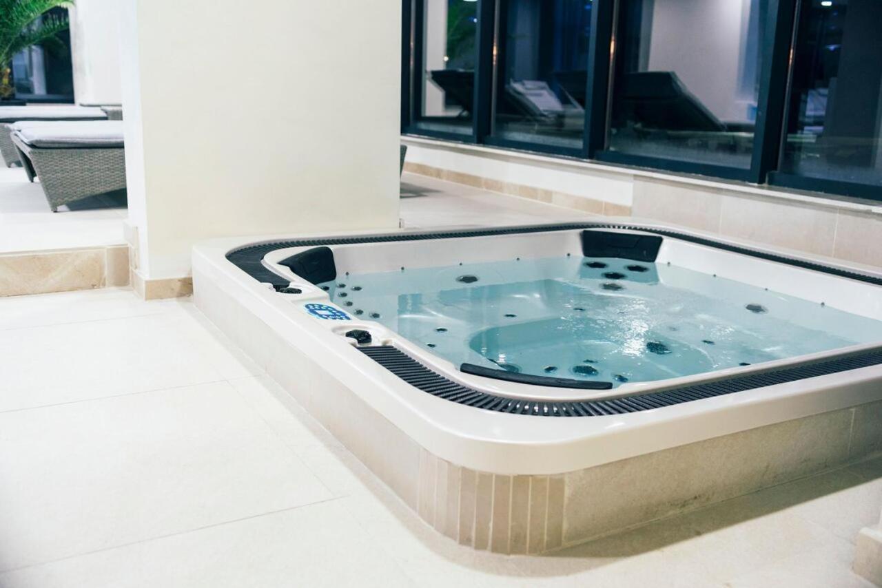 Apartament Edu Beach Resort นาโวดาริ ภายนอก รูปภาพ