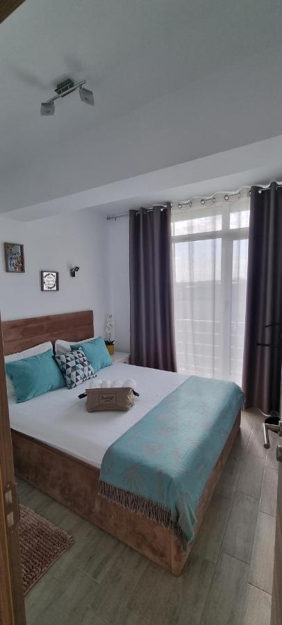 Apartament Edu Beach Resort นาโวดาริ ภายนอก รูปภาพ